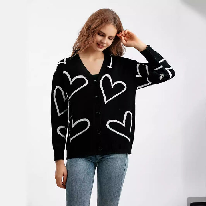 Knitted jacket for women with heart pattern and relaxed fit Lune London