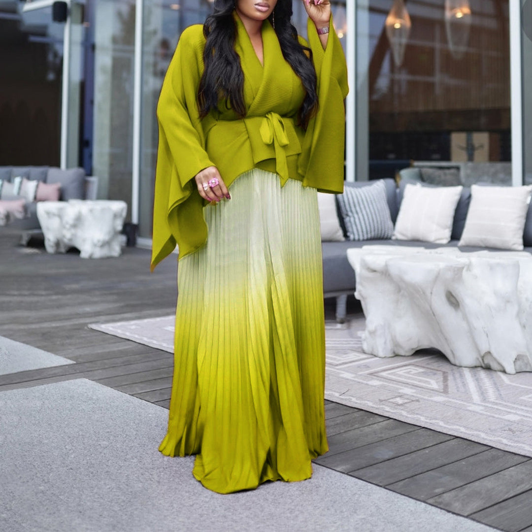 Long pleated dress for women with cape and belt Lune London