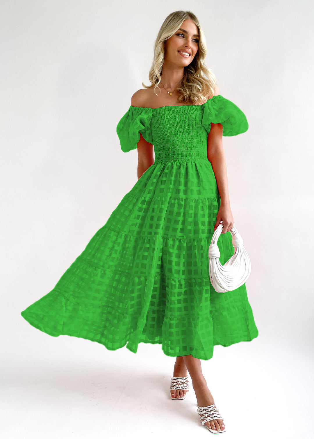 Maxi dress for women with puff sleeves and elastic top Chic & Stil