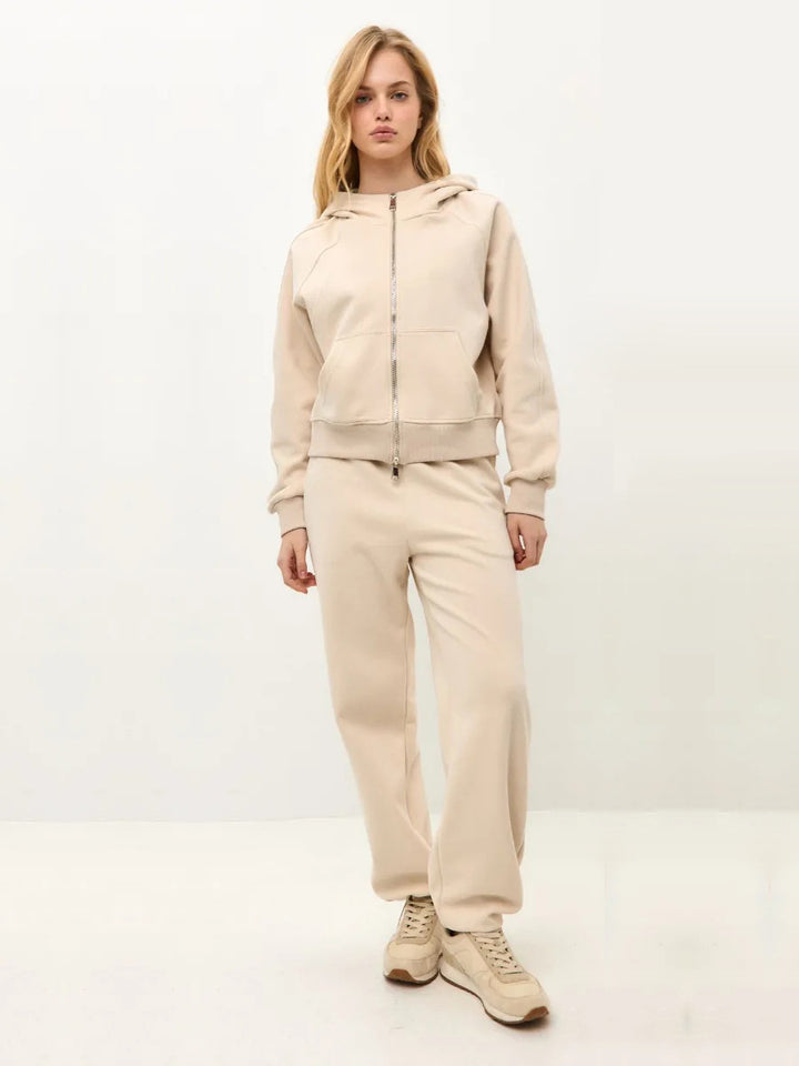 Ladies Sporty Hoodie and Jogging Set with Practical Pockets Lune London