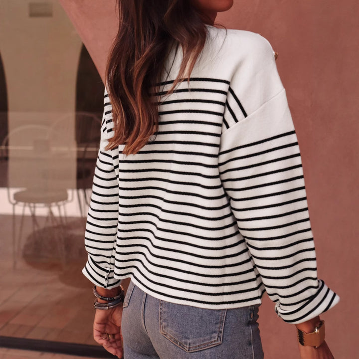 Trendy women's sweater with wide stripes and elegant button details Lune London