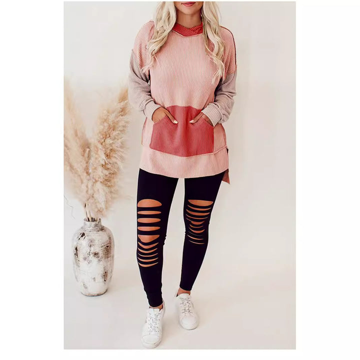 Casual hoodie for women with a structured design and practical pockets Lune London
