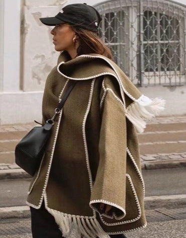 Fringed jacket for women with elegant trim at the hem Lune London