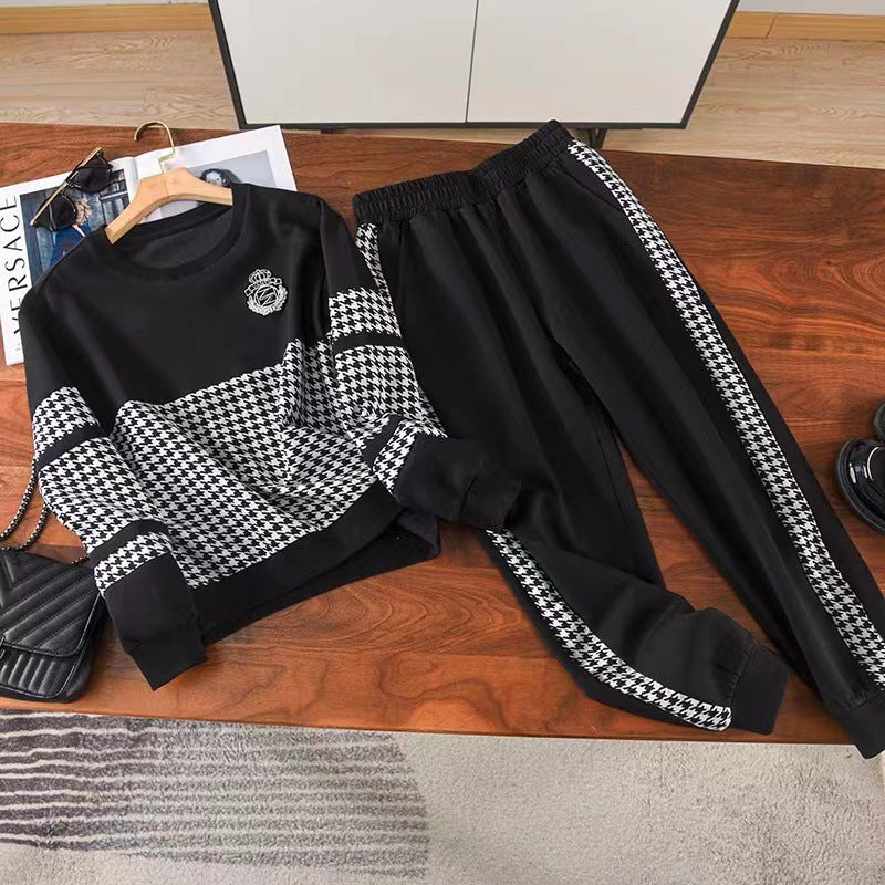 Lune London plaid fashion sweatshirt set for women with a relaxed fit