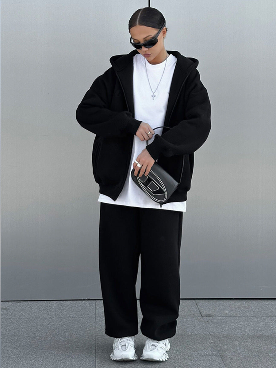 Ladies casual and comfortable hoodie with loose jogger pants Lune London