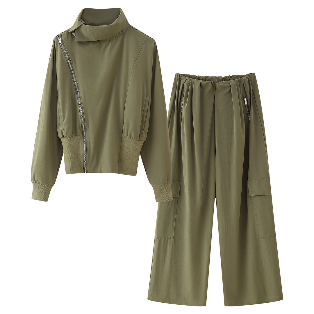 Wide cargo pants for women with elastic waist and side zip pockets Lune London