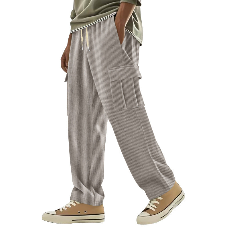 Casual cargo pants for men with practical pockets and elastic waist Lune London