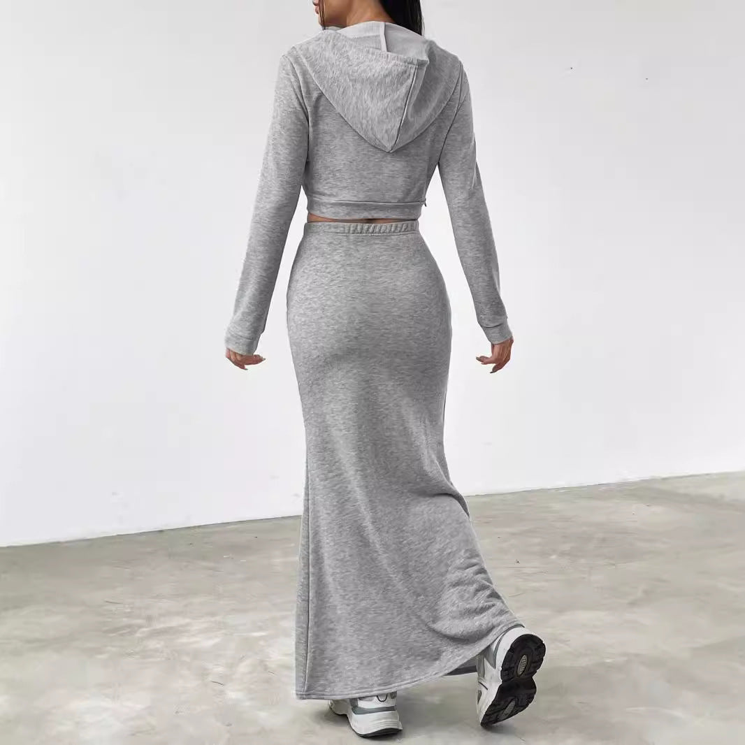 Elegant short sweatshirt for women with high waist and maxi skirt Lune London