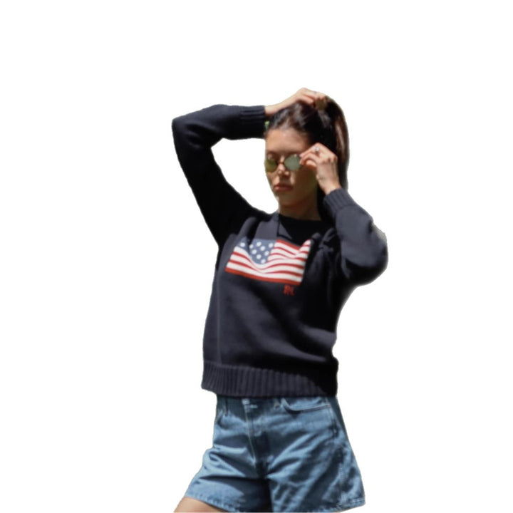 Fashionable women's sweater with USA flag application Lune London