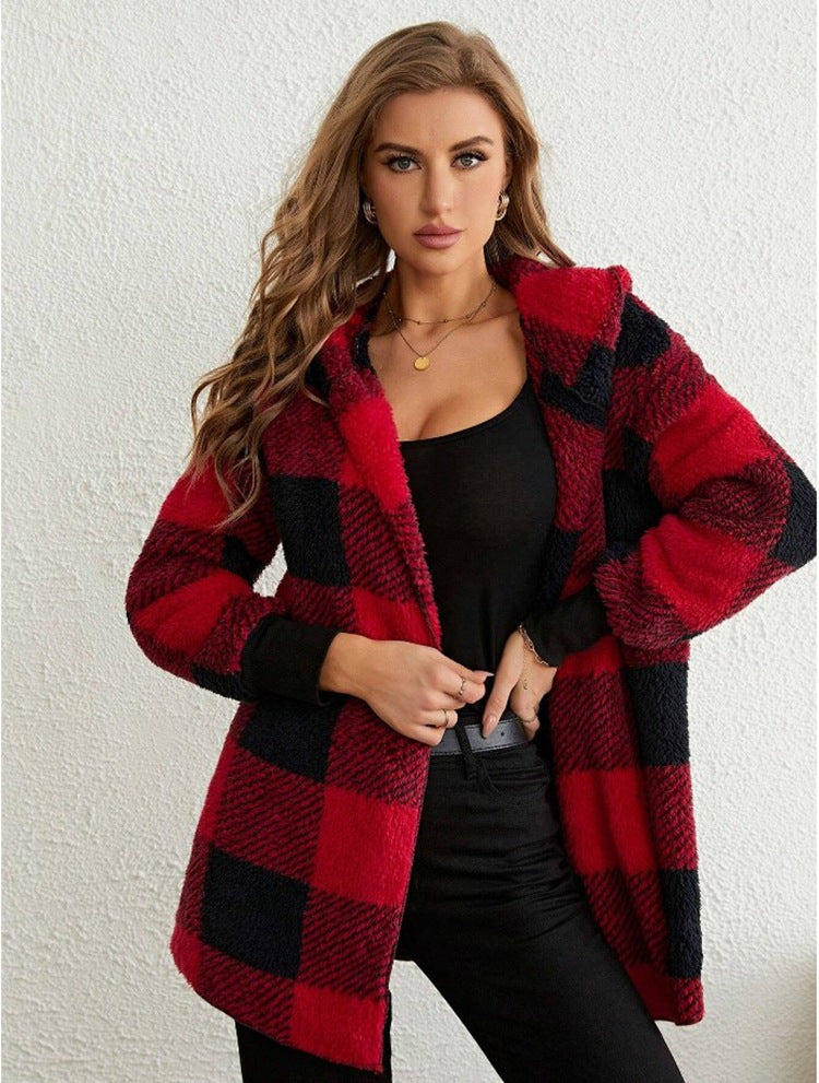 Ladies Cozy Fleece Jacket with Checkered Pattern and Hooded Design Lune London