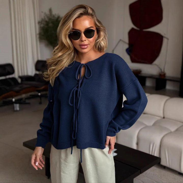 Pull en tricot pour femmes avec un lacet élégant et une coupe confortable Lune London