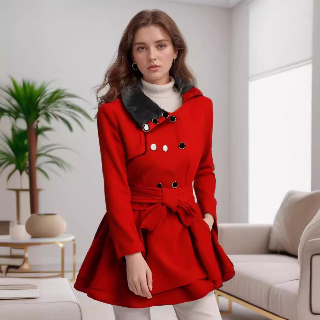 Trendy trench coat for women with soft collar and flared cut Lune London