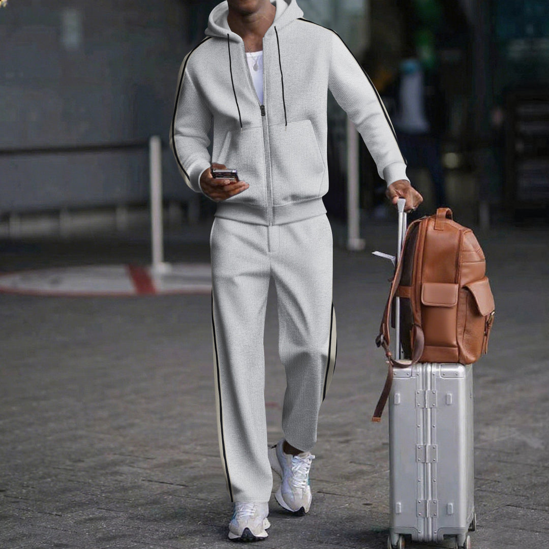 Sport travel suit for men with functional pockets and breathable material Lune London