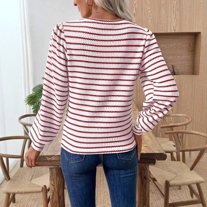 Pull en tricot léger à rayures pour femmes Chic & Stil