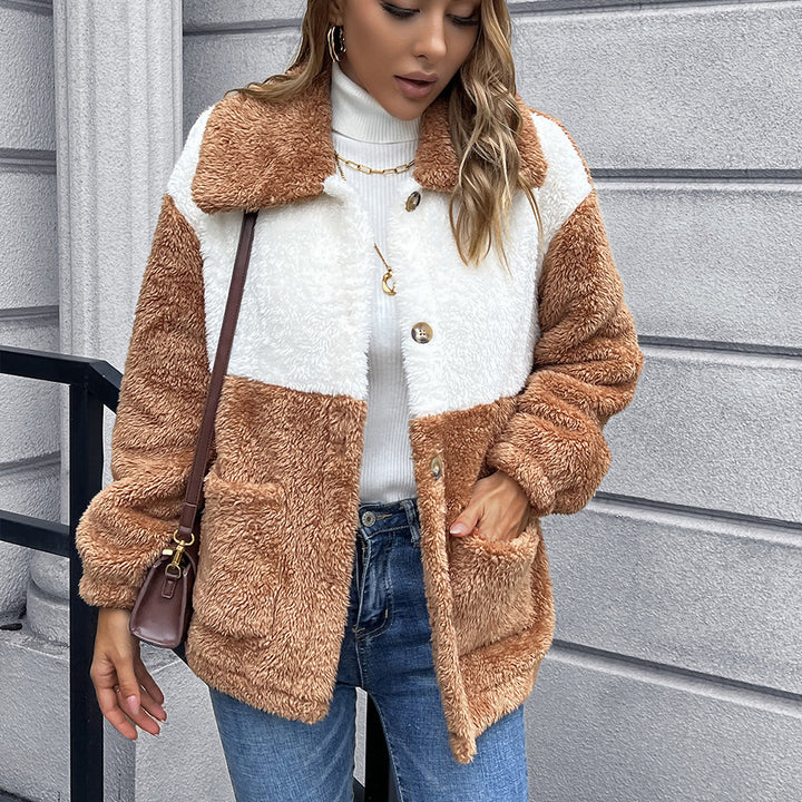 Women's faux fur jacket with practical pockets and trendy colorblock design Lune London