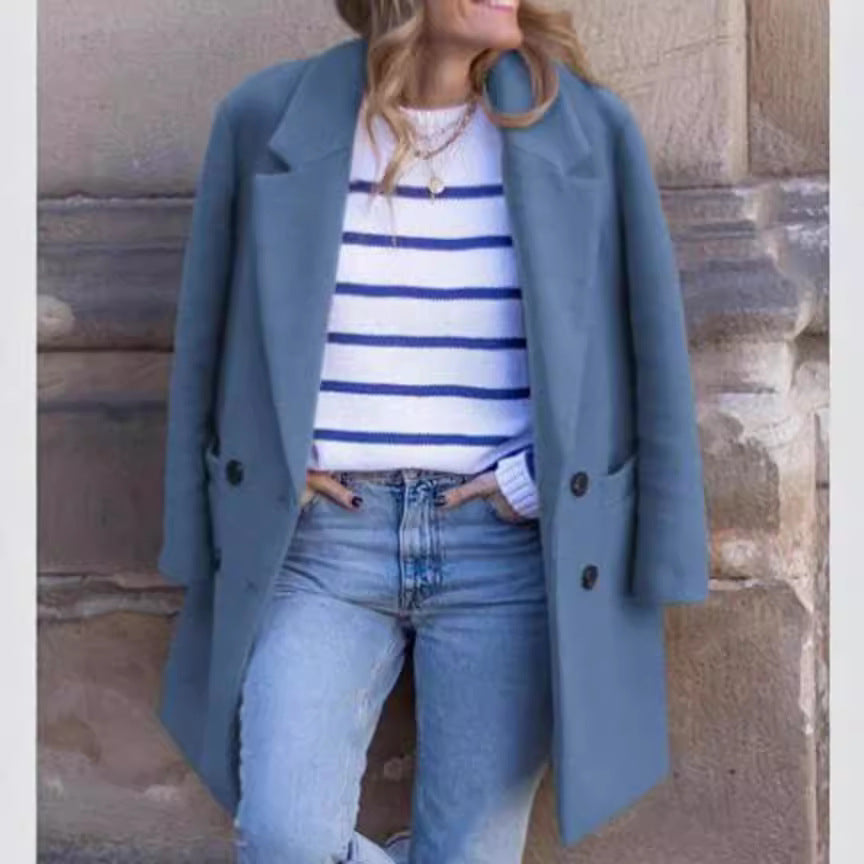 Ladies modern oversized coat with double-breasted buttons and elegant details Lune London
