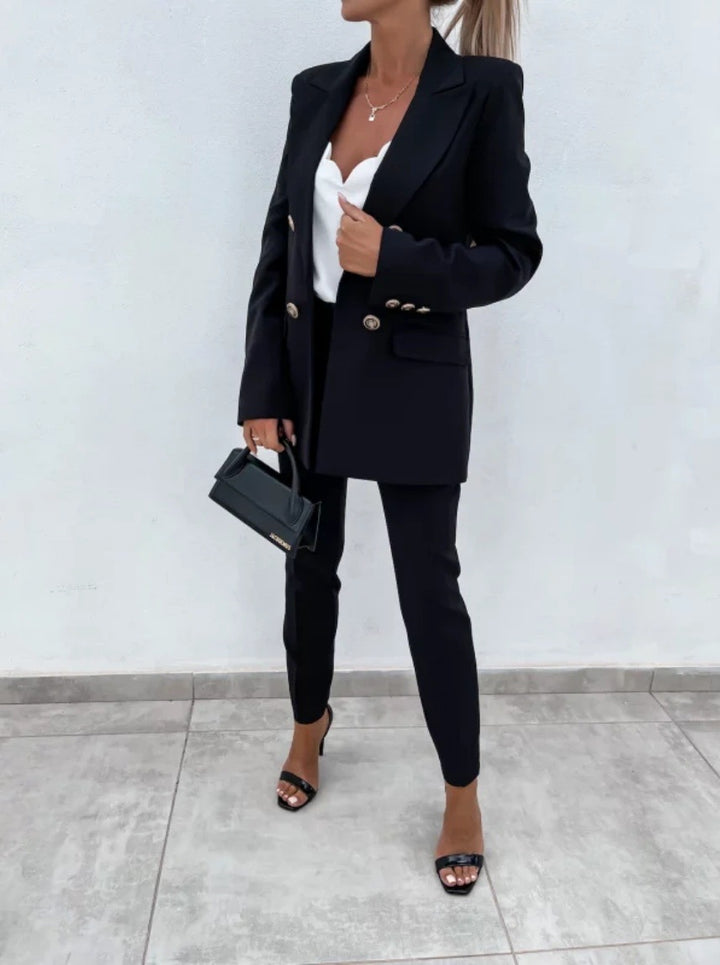 Elegant oversized blazer for women from Lune London