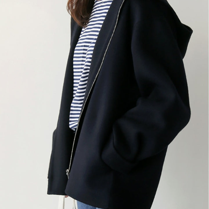 Elegant and modern hooded jacket for women in soft material Lune London