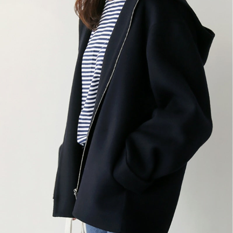 Women’s stylish and elegant hooded jacket made of soft material Lune London