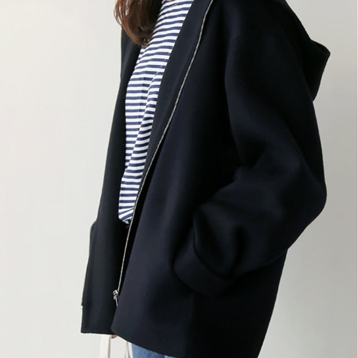 Women’s stylish and elegant hooded jacket made of soft material Lune London