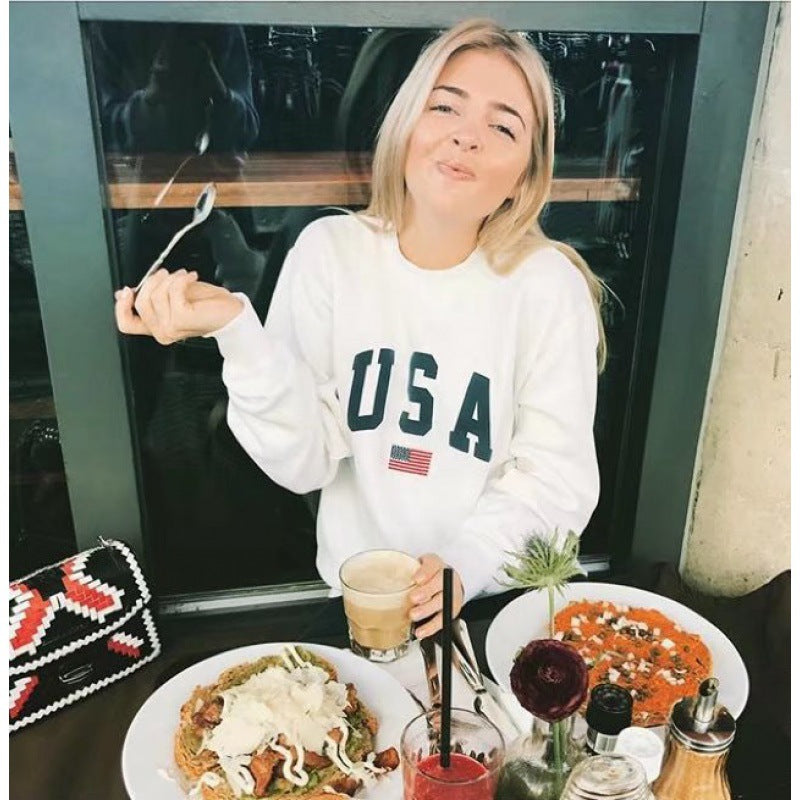 Oversized sweatshirt for women with creative print Lune London