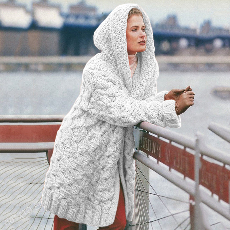 Chunky knit coat for women with hood and oversized design Lune Londonl