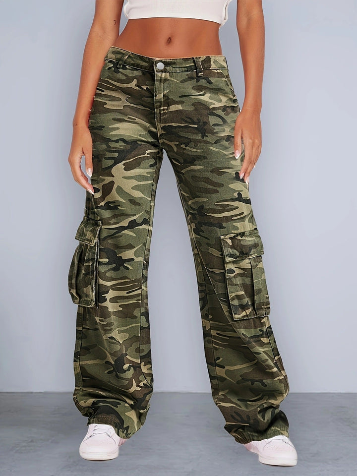 Women’S Cargo Pants In Urban Camouflage Style with Practical Side Pockets Lune London