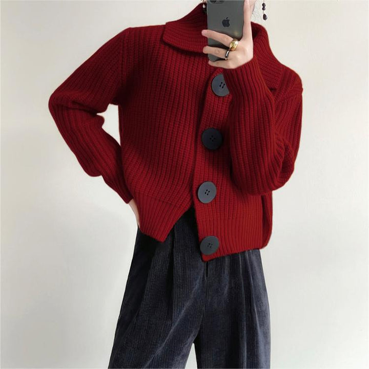 Cardigan pour femmes avec coupe oversized et grands boutons Chic & Stil