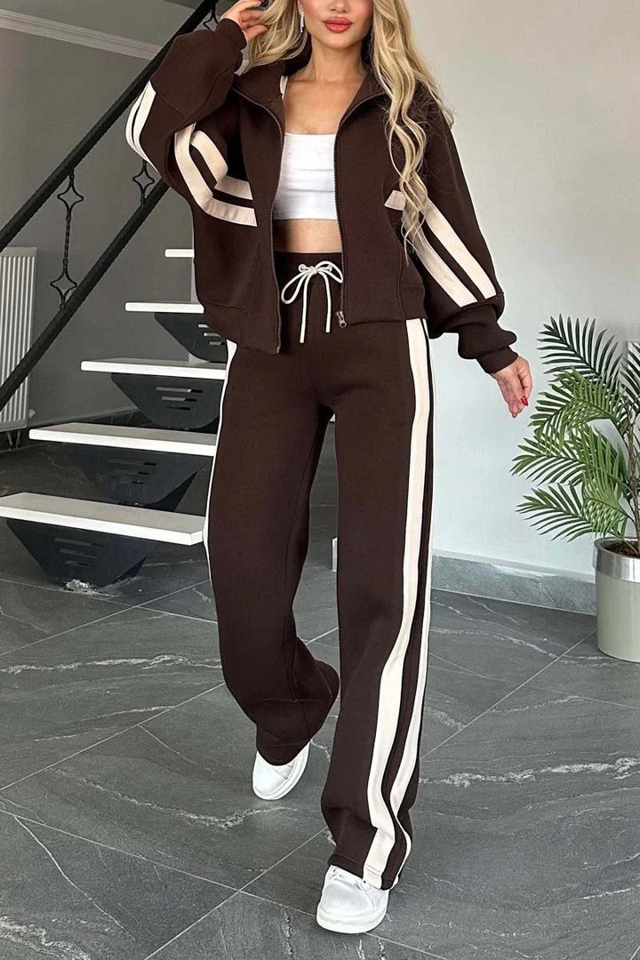 Women's sportswear with high collar and contrasting stripes Lune London