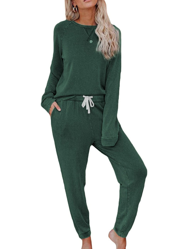 Ensemble de détente confortable pour femme avec un sweat-shirt surdimensionné élégant et des pantalons relaxants Chic & Stil
