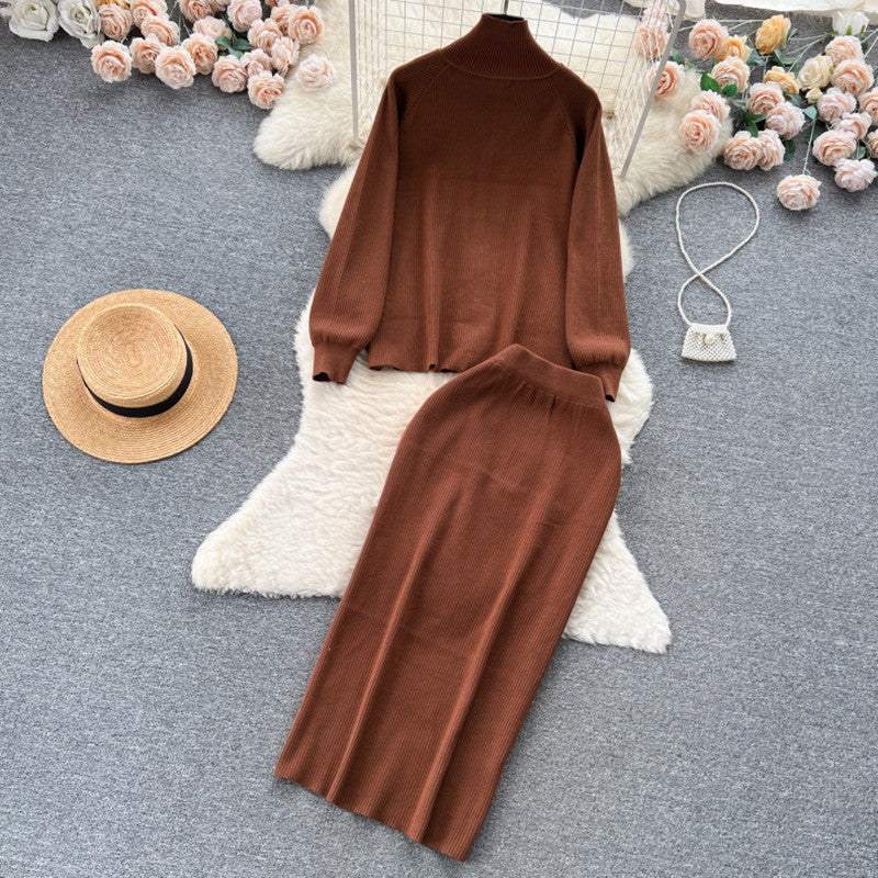 Elegant women's knit set with zipper Lune London