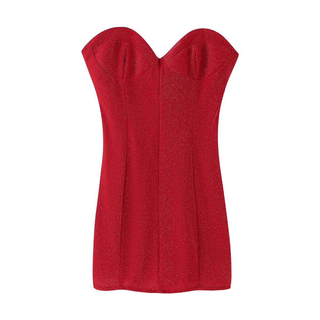 Evening dress for women with a slim fit and elegant heart neckline Lune London