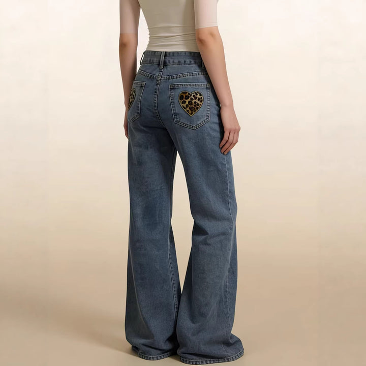Women's Wide High-Waist Jeans with Special Stitching Details Lune London