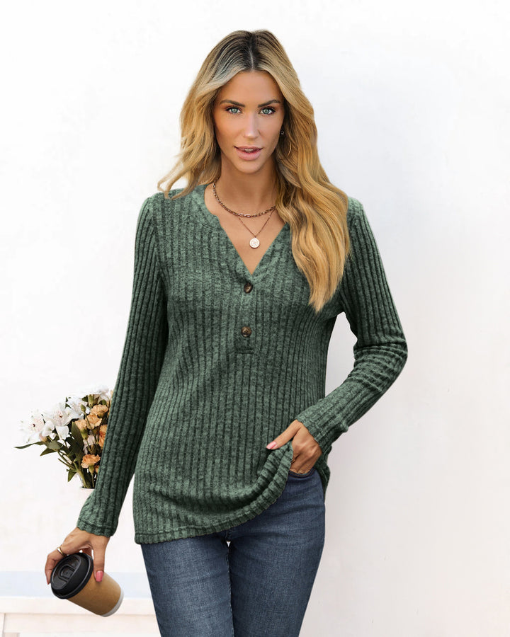 Chunky knit sweater for ladies with V-neck and button details Lune London