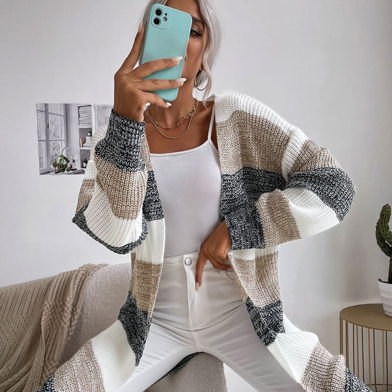 Cardigan tricot femme avec un motif rayé décontracté et une coupe ouverte Chic & Stil