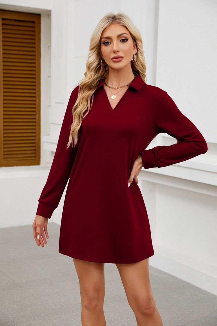 Casual dress for women with elegant V-neck Lune London