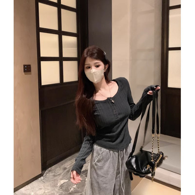 Ladies' stylish long-sleeve top with button placket Chic & Stil