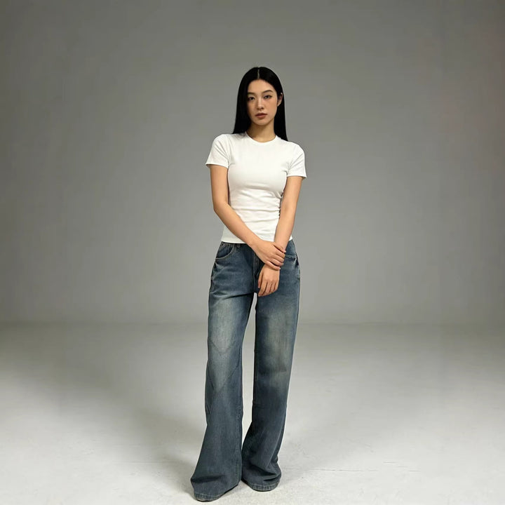 Women wide High-Waist Jeans with casual fit and individual washes Lune London
