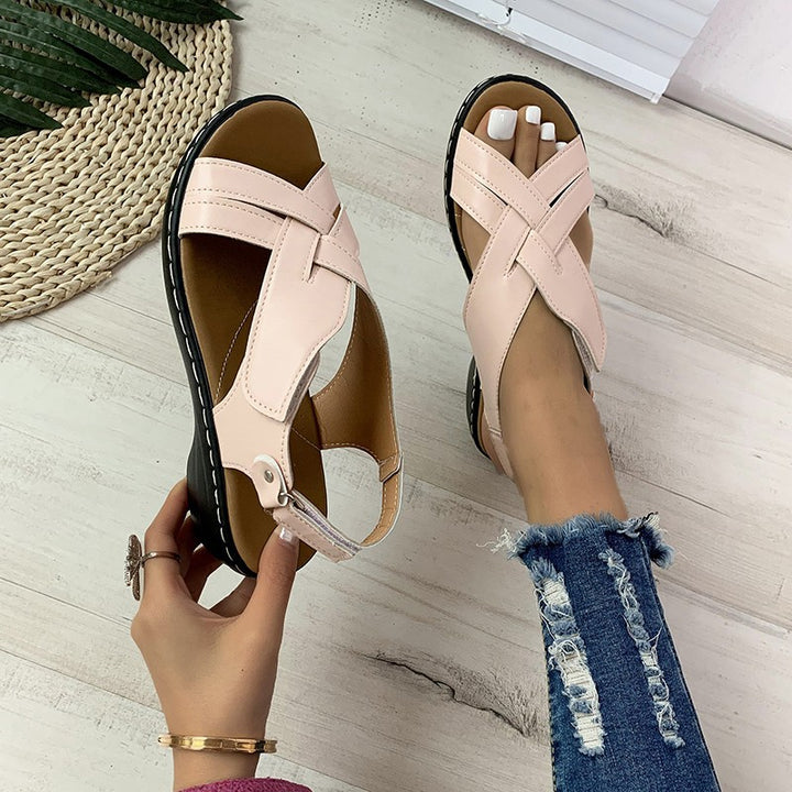 Comfortable strap sandals for women with anatomical sole Lune London