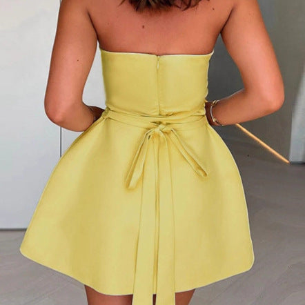 Women’s strapless dress with voluminous skirt and flattering cut Lune London