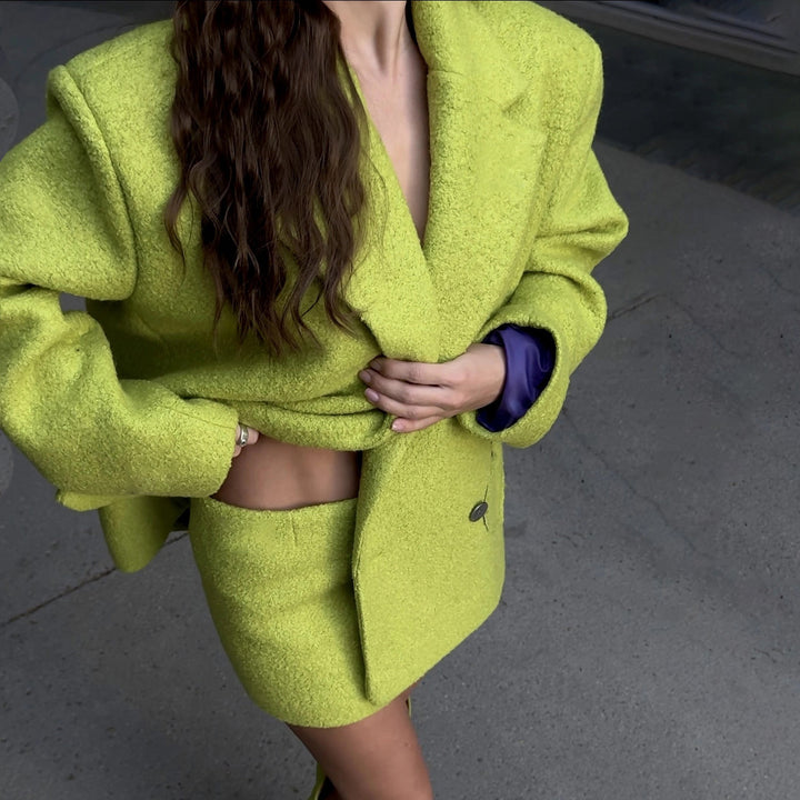 Ladies Elegant and Contemporary Wool Coat Lune London