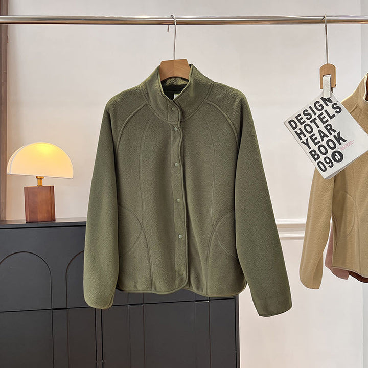 Veste en polaire pour femmes avec col montant et boutons-pression Chic & Stil