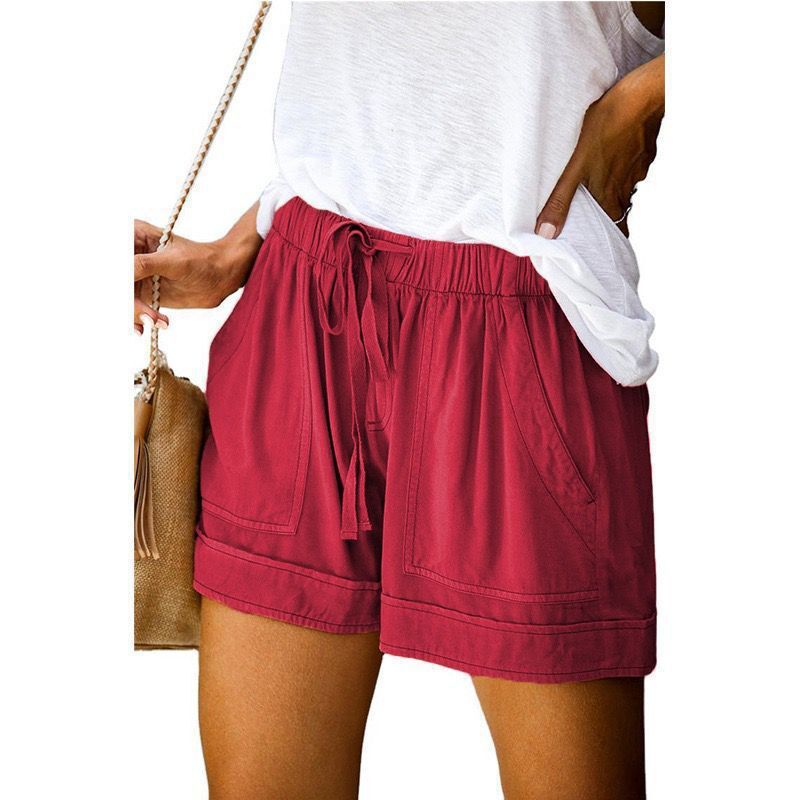Leisure shorts for women with elastic waist and practical side pockets Lune London