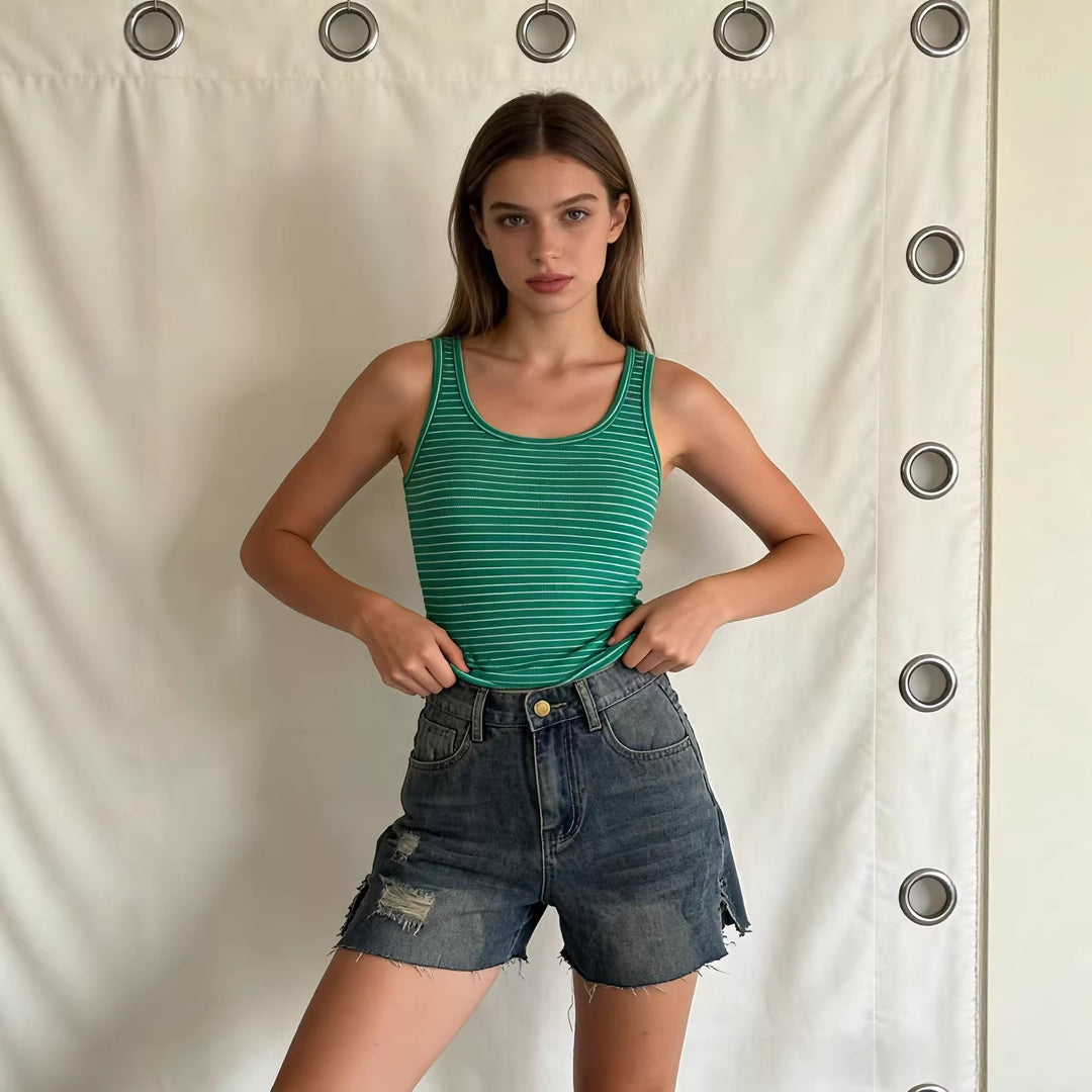 Women's casual denim shorts with frayed hems and side slit Lune London