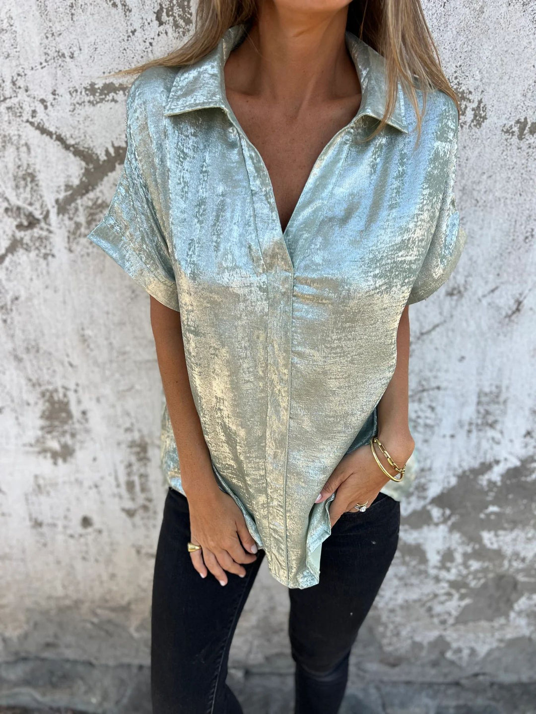 Ladies Elegant Satin Blouse with Shiny Finish and Chic Casual Cut