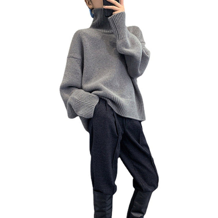 Lune London | Women's turtleneck sweater made of soft knit material with an oversized fit