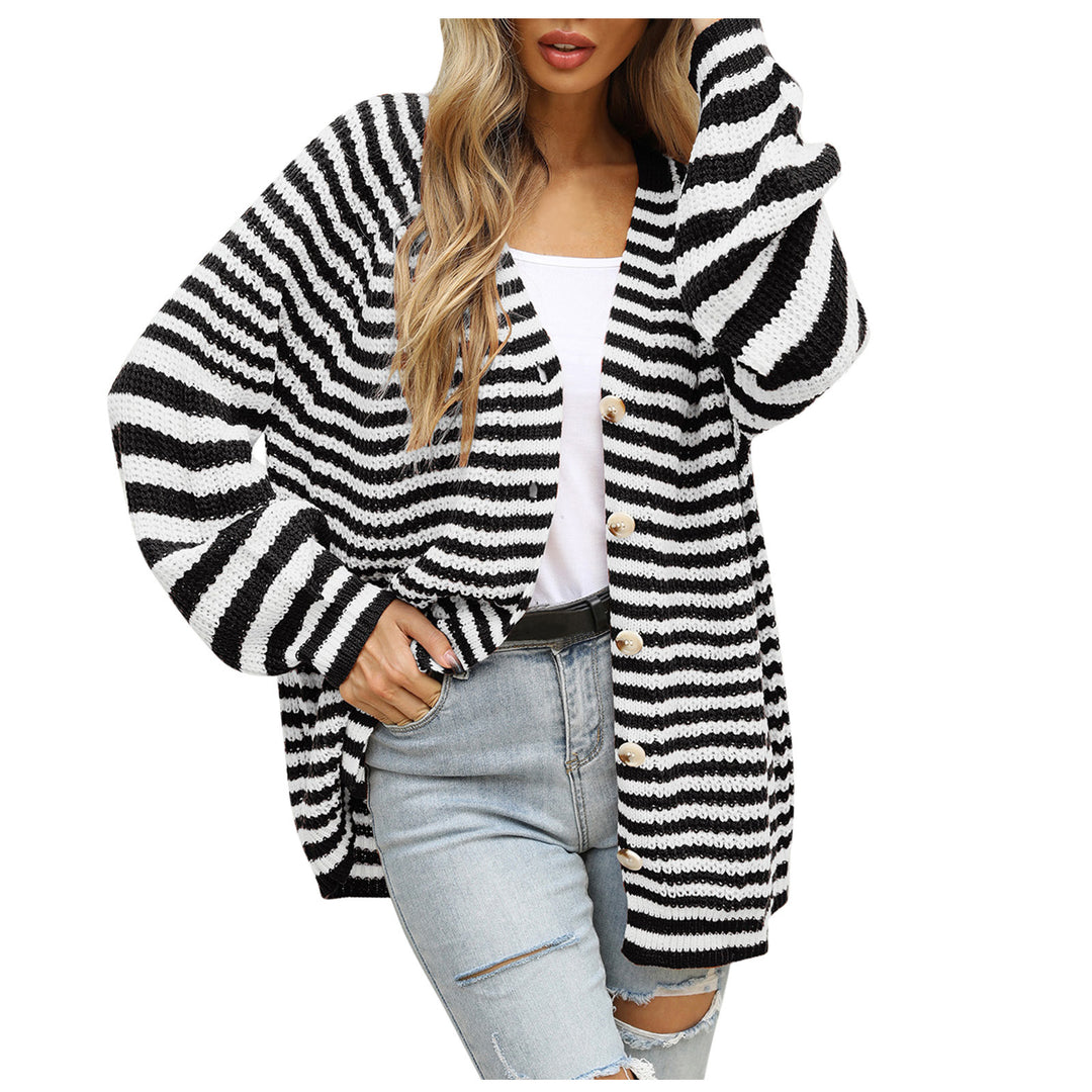 Ladies chunky knit cardigan with trendy striped pattern and wide sleeves Lune London