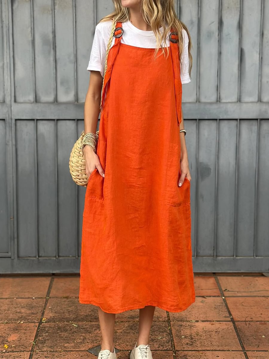 Casual linen dress for women with practical pockets and adjustable straps Lune London