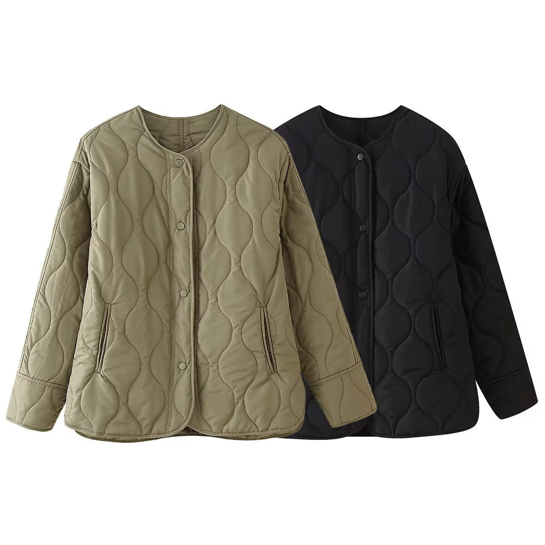 Quilted jacket for women with contemporary design and practical side pockets Lune London