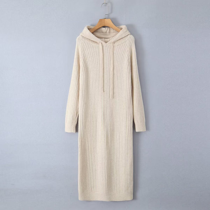 Robe à capuche en tricot pour femmes avec capuche et motif en relief Chic & Stil
